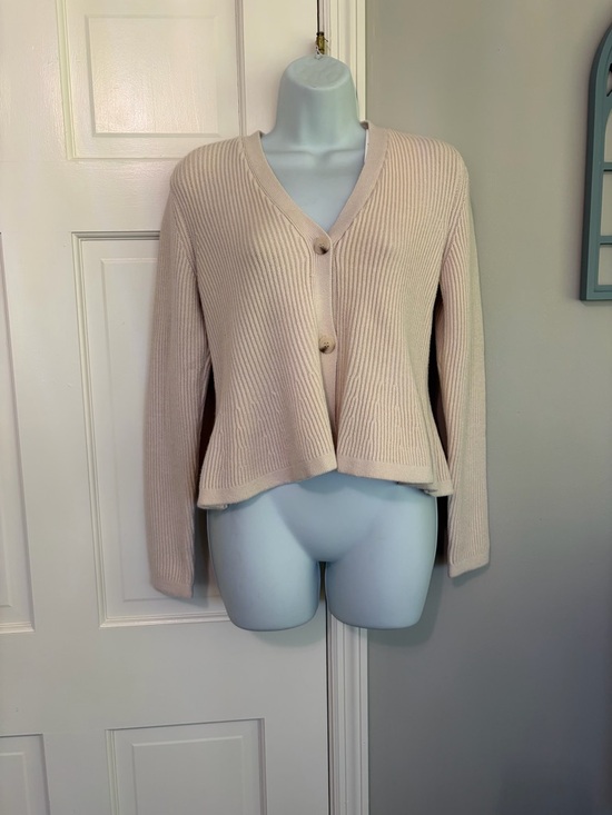 Jessica Simpson Sweaters - Jessica Simpson Cream Ribbed V-Neck Button Cardigan